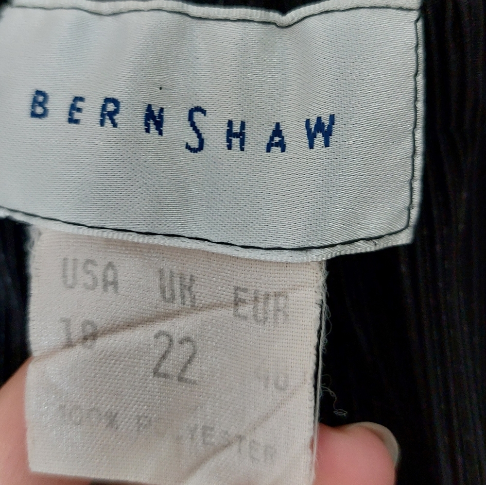 Bernshaw Vintage Pleated Long Skirt Size 22 - Picture 8 of 8